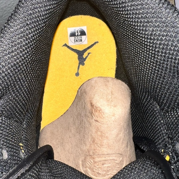 Jordan 1 Mid-Reverse New Love - Picture 13 of 14